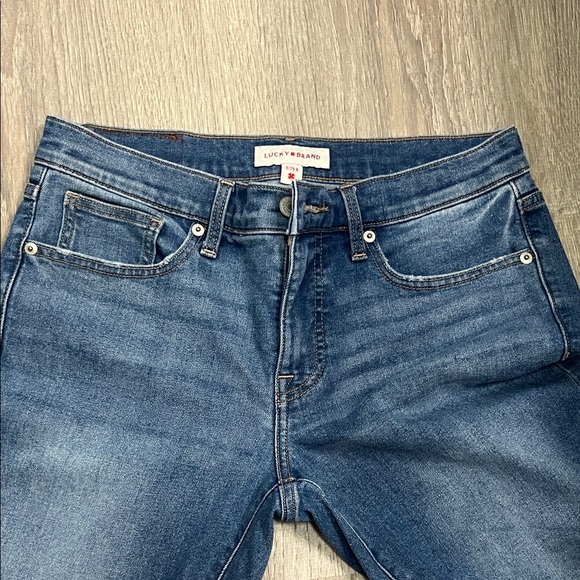 •Lucky Brand• Jeans - Picture 7 of 9